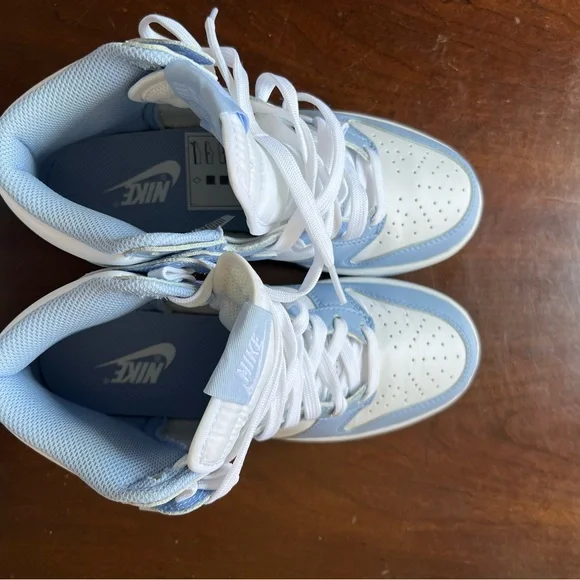 Excellent condition Nike Dunk High size 6 white/Aluminum - Picture 8 of 8